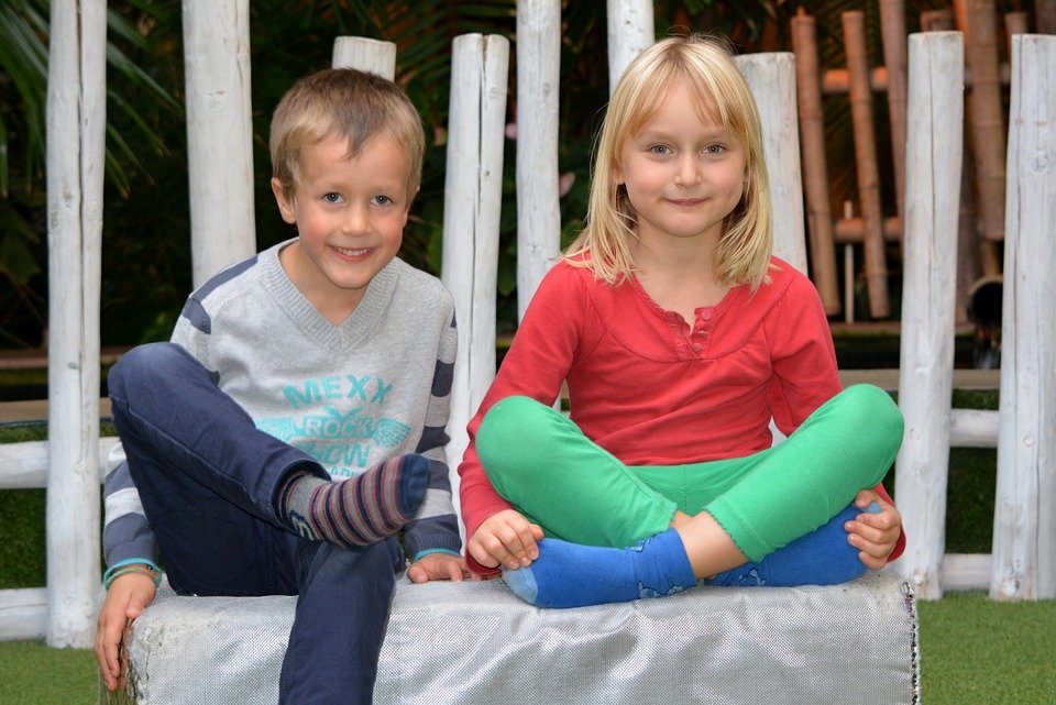 Djeci uvijek treba izmjeriti nogu prije naručivanja tenisica online, a duljina stopala se mjeri u čarapama