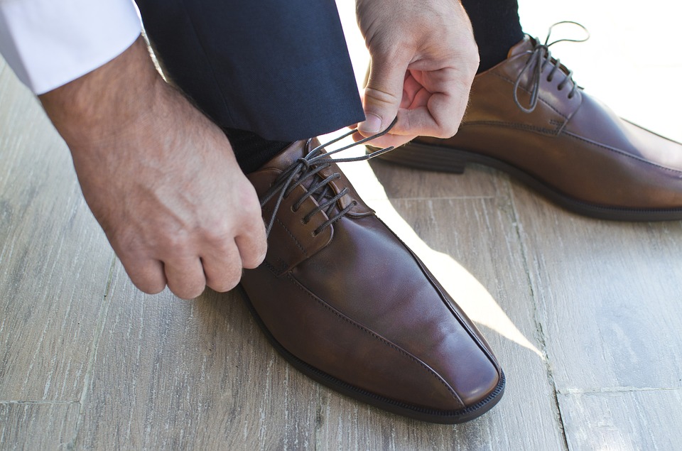 Za svečane prilike ili konzervativnije poslovno okruženje držite se pravila "čarape iste boje kao hlače"