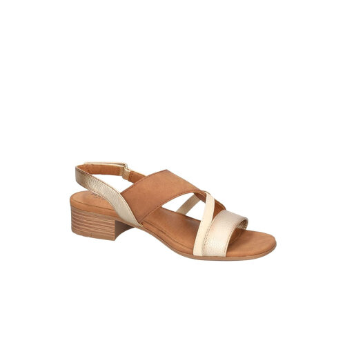 Mustang sandala cognac