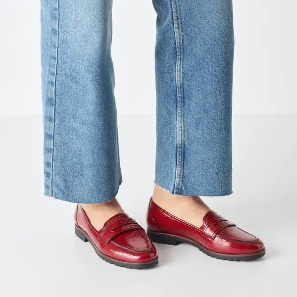 24239-42-524 Tamaris RED PATENT