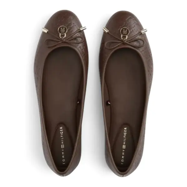 FW0FW09683-GT6 Tommy Hilfiger TH CHARM MONOGRAM BALLERINA Cocoa
