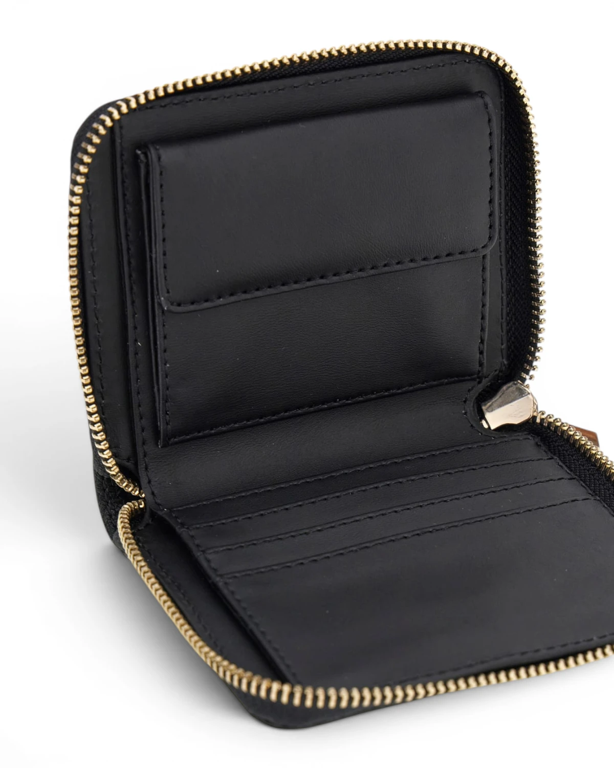 SWBG8546137-BLA Guess GREGORIA SLG SMALL ZIP AROUND